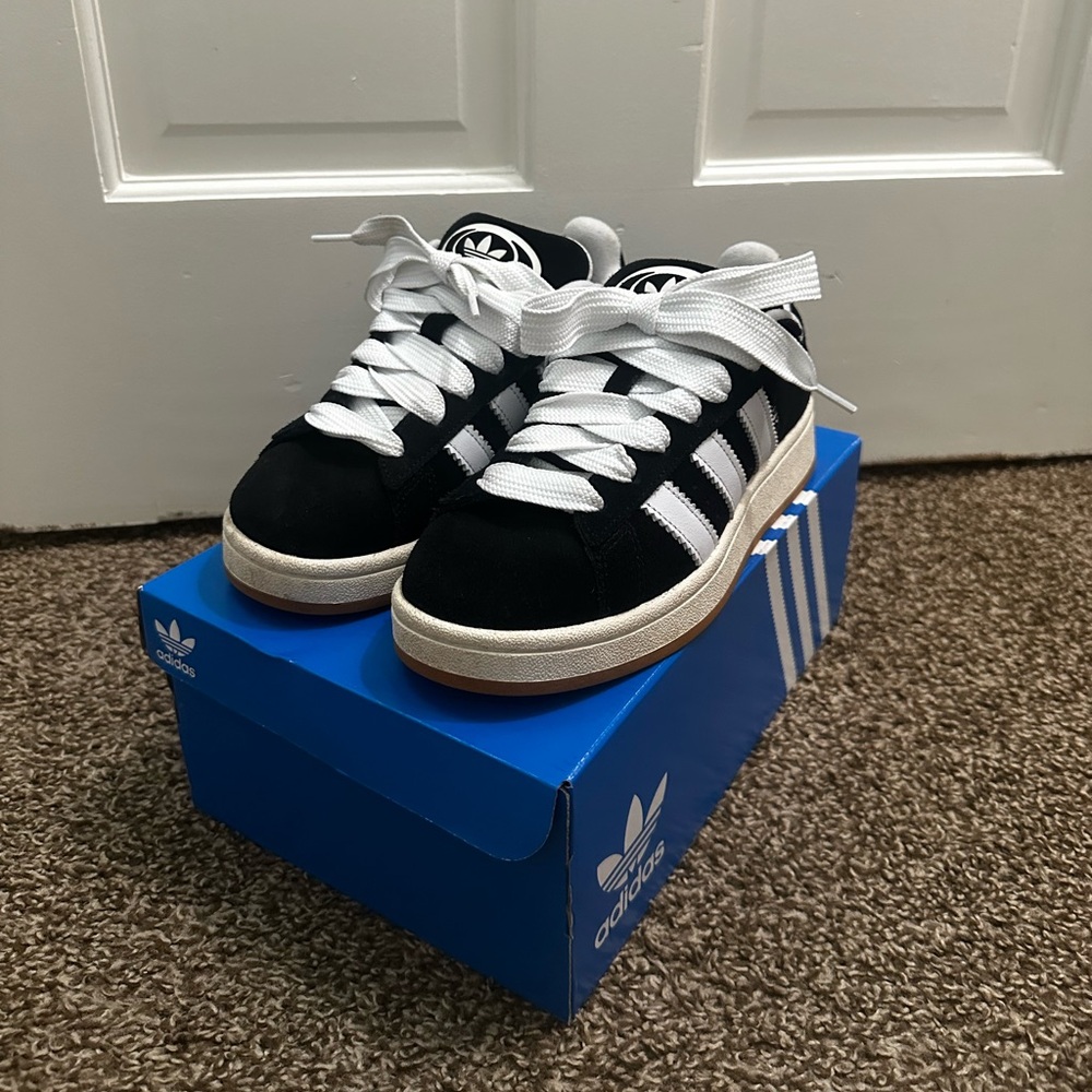 Adidas Campus 00s
